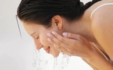 油性皮膚的類型有哪些？油性皮膚應該如何護理？