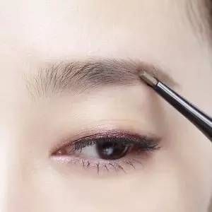 眉毛如何畫才好看？畫好眉毛的方法！