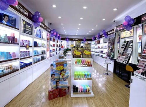 如何經(jīng)營好一家化妝品店？
